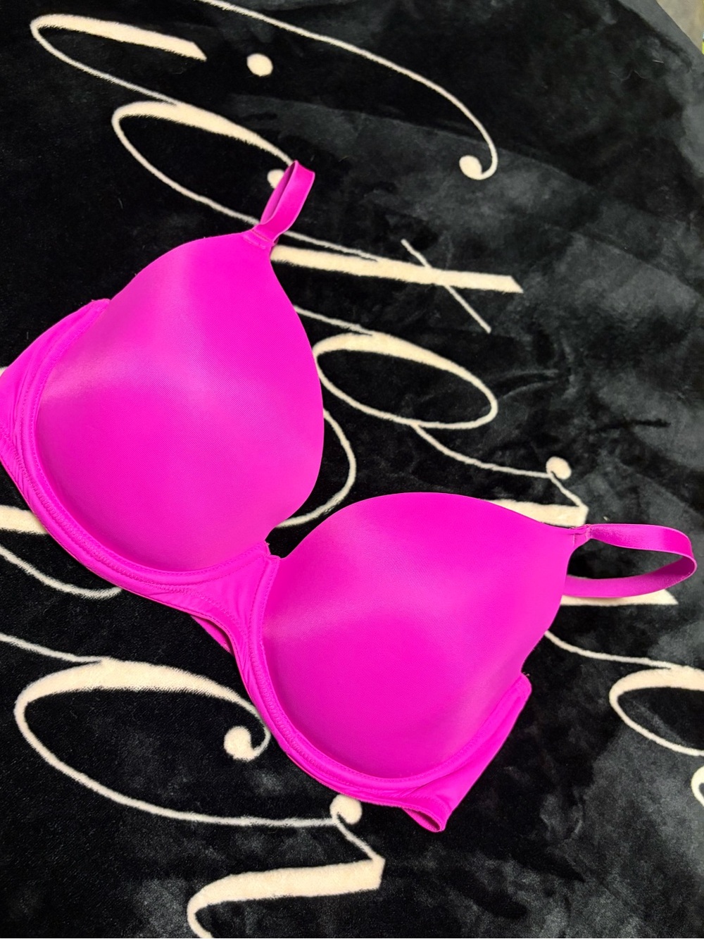 Victoria’s Secret PINK Wear Everywhere Lightly Lined Bra Size 36DD